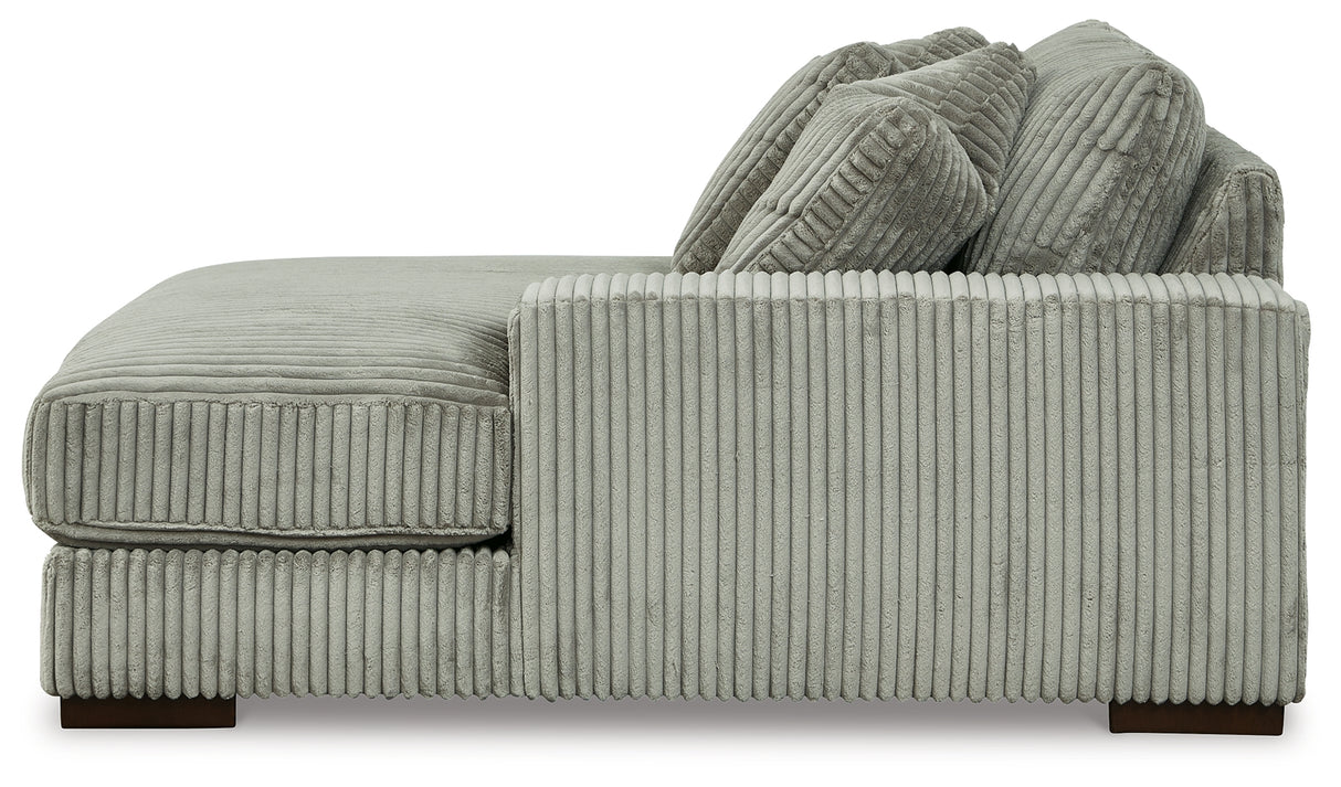 Lindyn Sectional