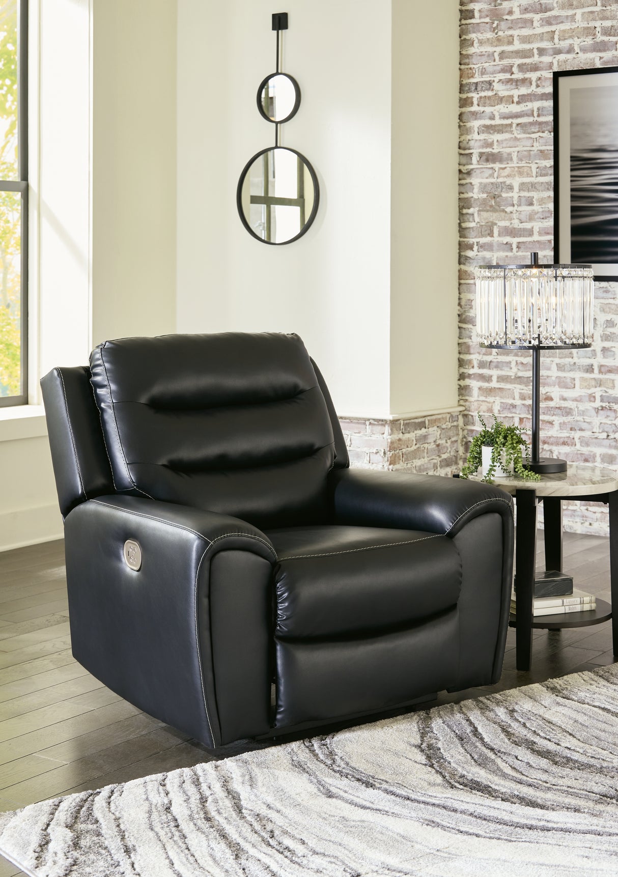 Nashville Furniture Outlets - Ashley Furniture - Warlin Living Room - PWR Recliner/ADJ Headrest / Black - 6110513