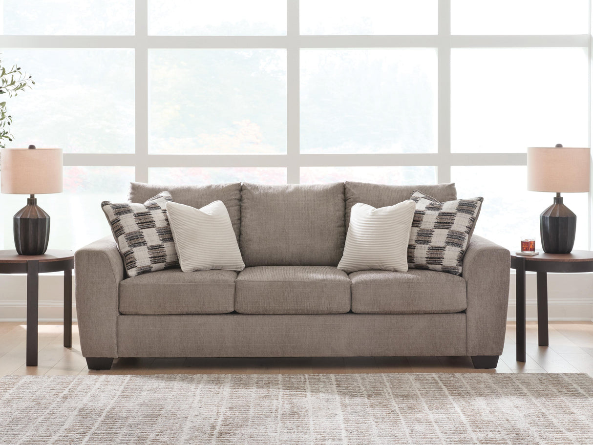 Loreo Living Room