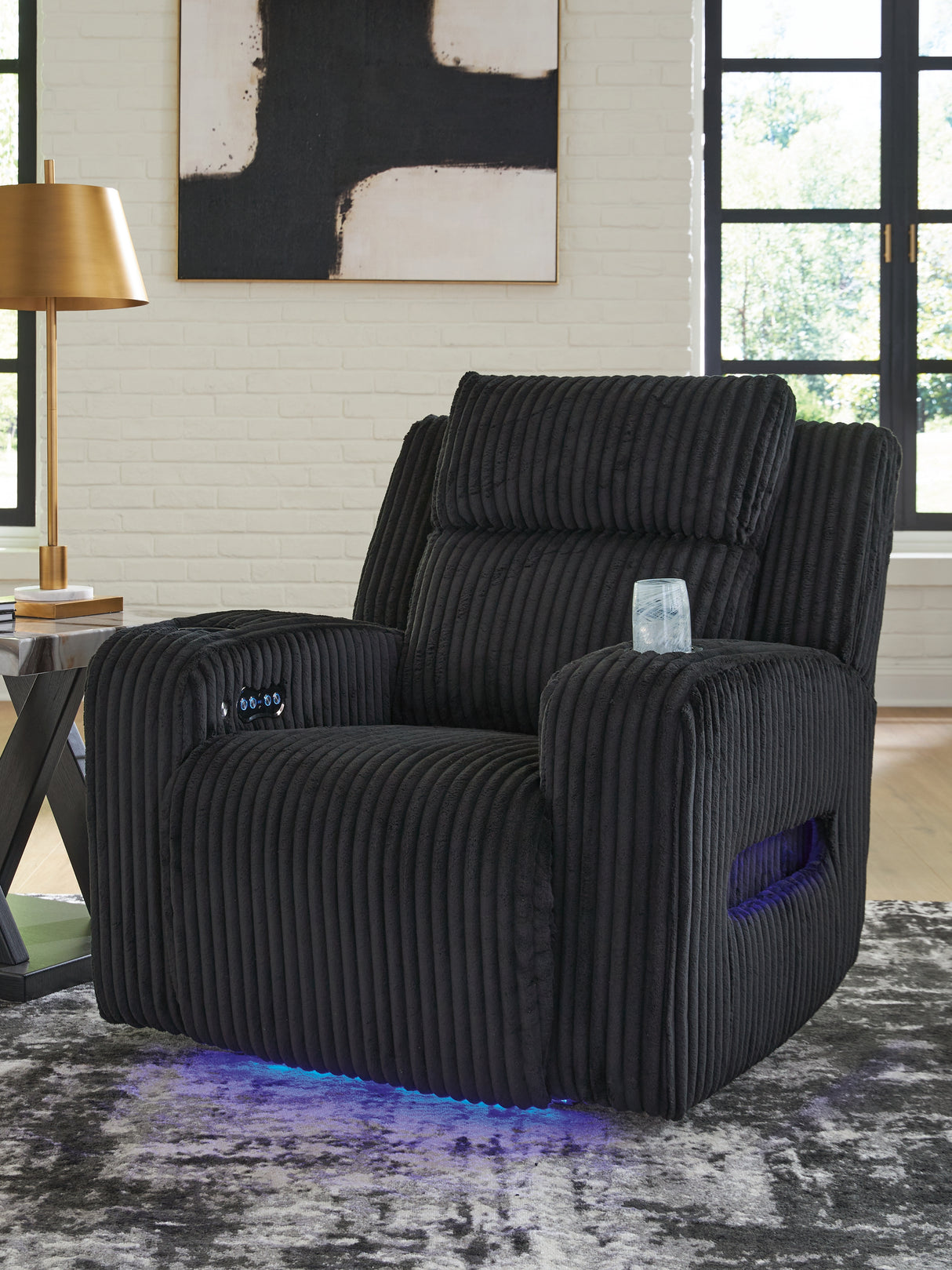 Nashville Furniture Outlets - Ashley Furniture - Forest Lake Living Room - PWR Recliner/ADJ Headrest / Black - PC6420213