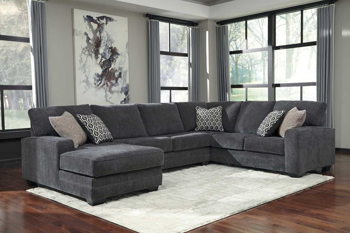 Nashville Furniture Outlets - Ashley Furniture - Tracling Sectional - RAF 3-Piece Sectional with Chaise / Slate - 72600S1