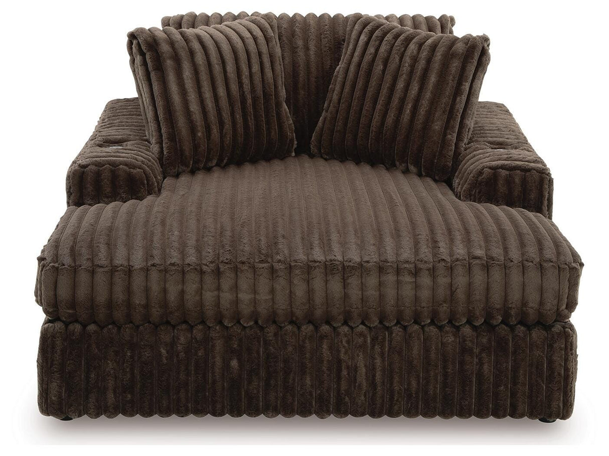 Midnight-Madness Living Room