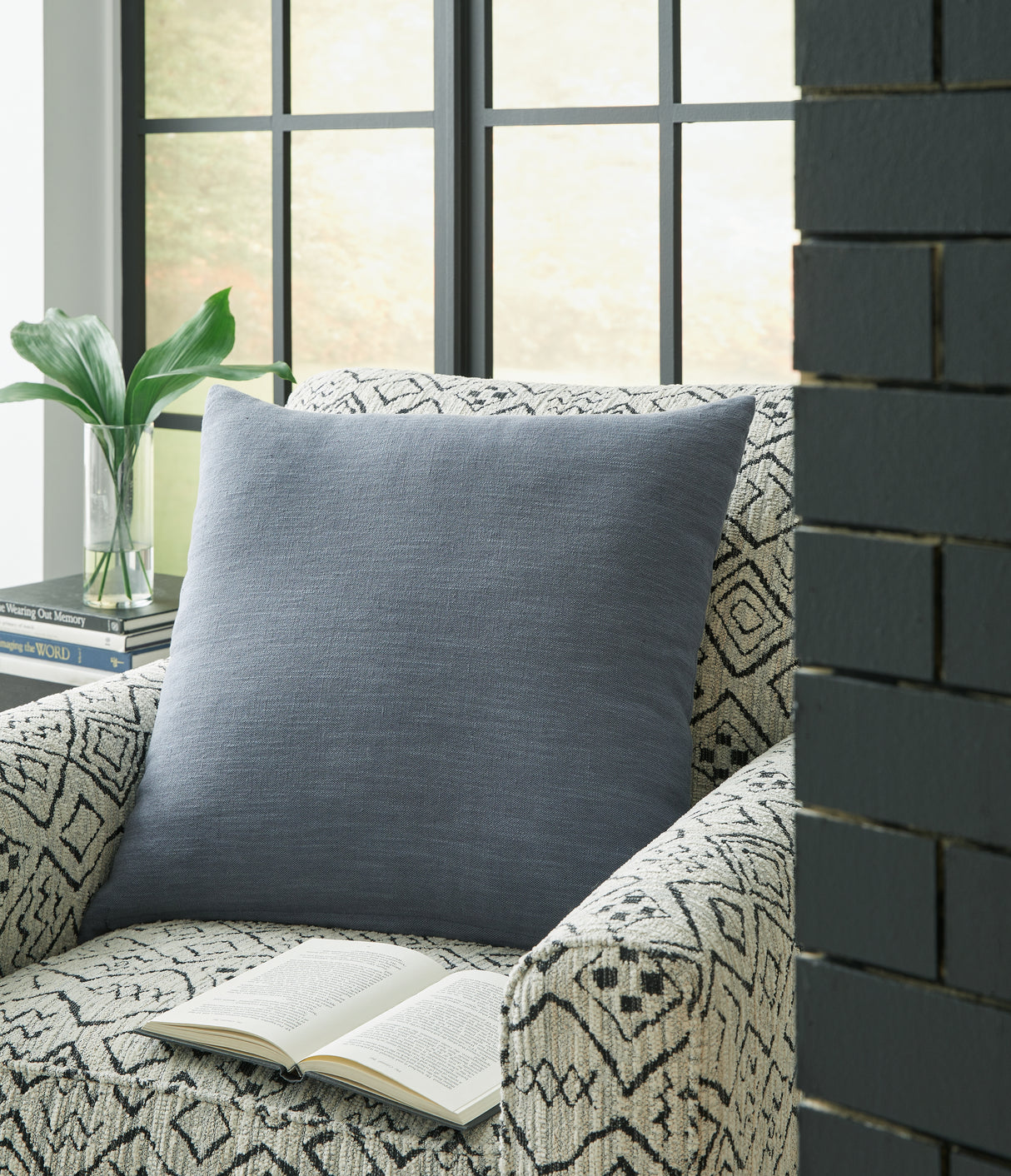 Nashville Furniture Outlets - Ashley Furniture - Thaneville Pillows - Pillow (4/CS) / Blue - A1001041