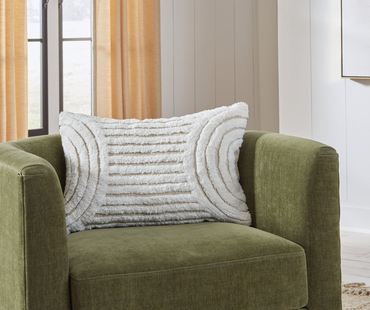 Nashville Furniture Outlets - Ashley Furniture - Farissen Pillows - Pillow (4/CS) / White/Tan - A1001062