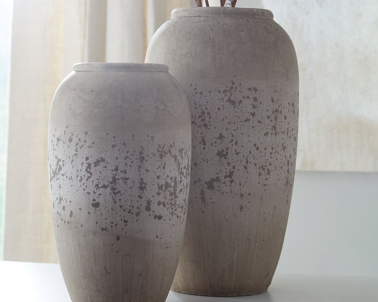 Nashville Furniture Outlets - Ashley Furniture - Dimitra Vase - Vase Set (Set of 2) / Brown/Cream - A2000110