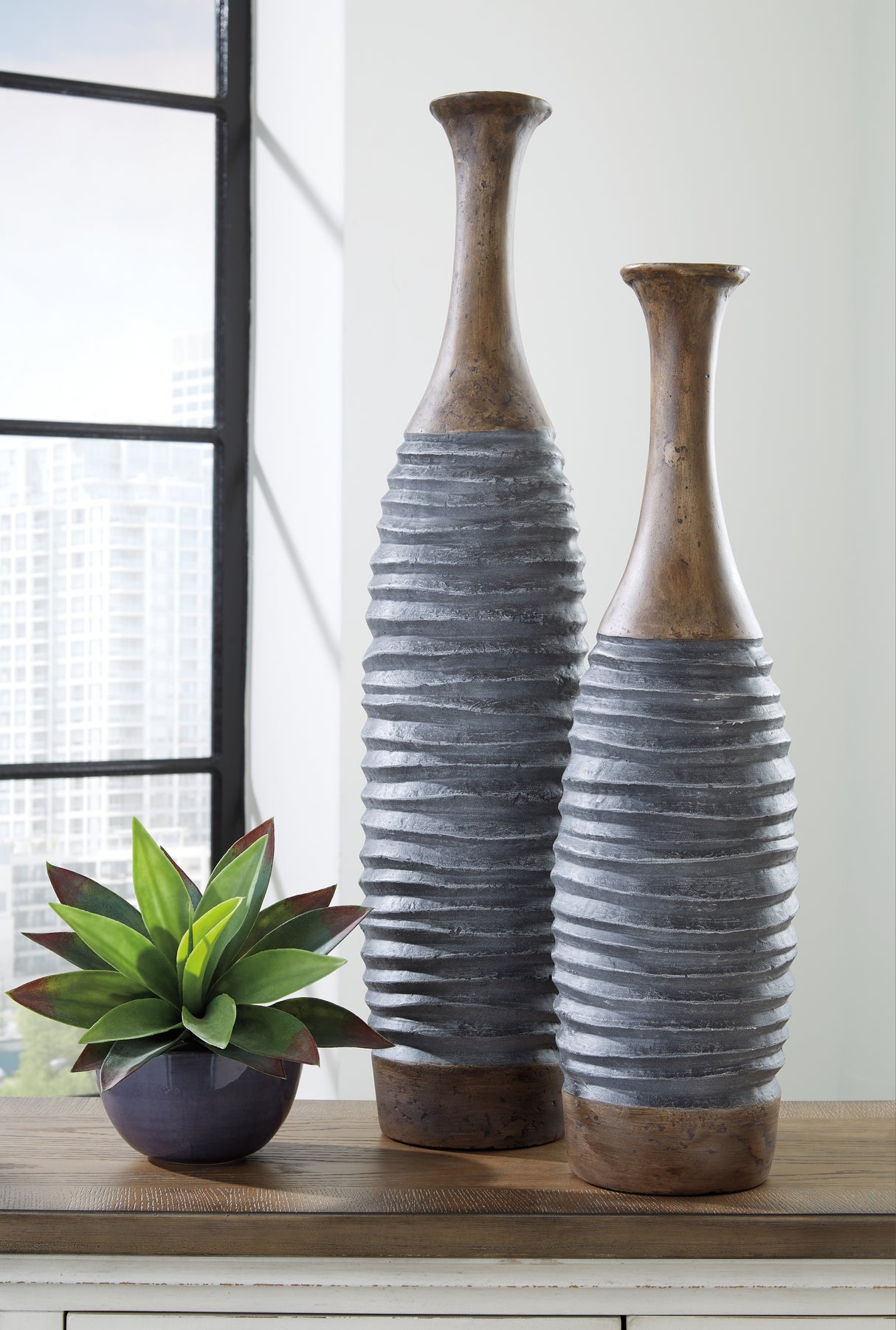 Nashville Furniture Outlets - Ashley Furniture - Blayze Vase - Vase Set (Set of 2) / Antique Gray/Brown - A2000388