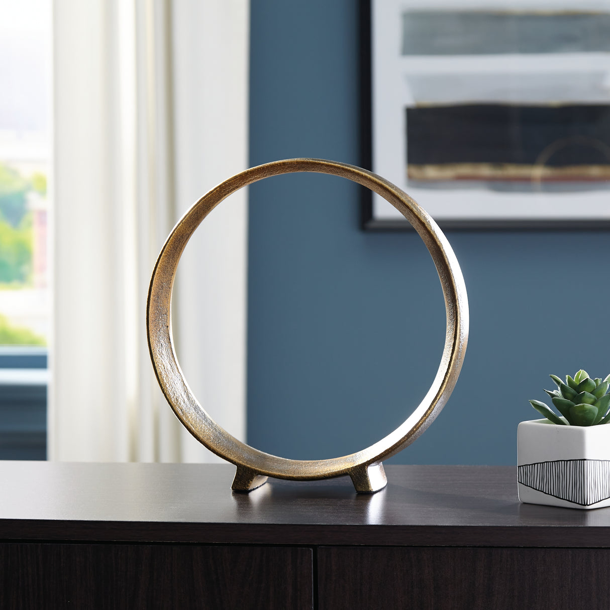 Nashville Furniture Outlets - Ashley Furniture - Ryandale Sculpture - Sculpture / Antique Brass Finish - A2000499S