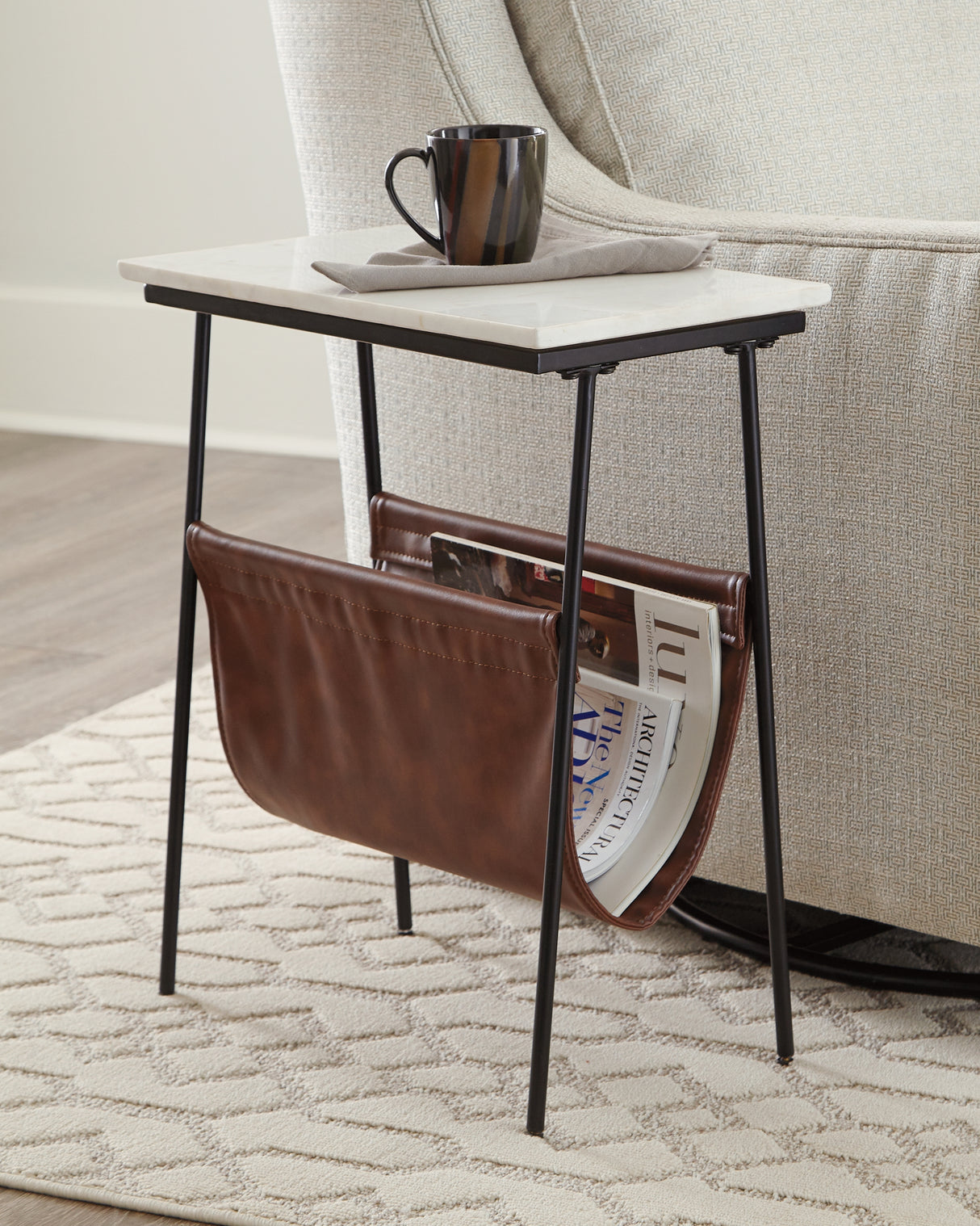 Nashville Furniture Outlets - Ashley Furniture - Etanbury Accent Table - Accent Table / Brown/Black/White - A4000254