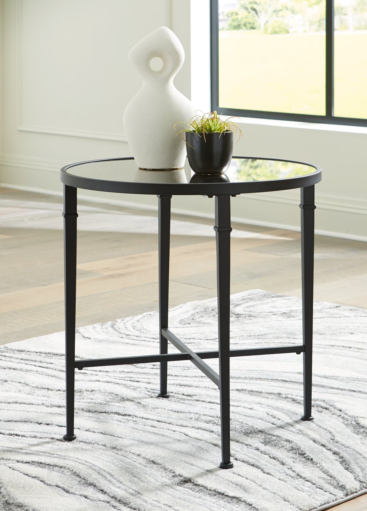 Nashville Furniture Outlets - Ashley Furniture - Cadeburg Accent Table - Accent Table / Black - A4000639