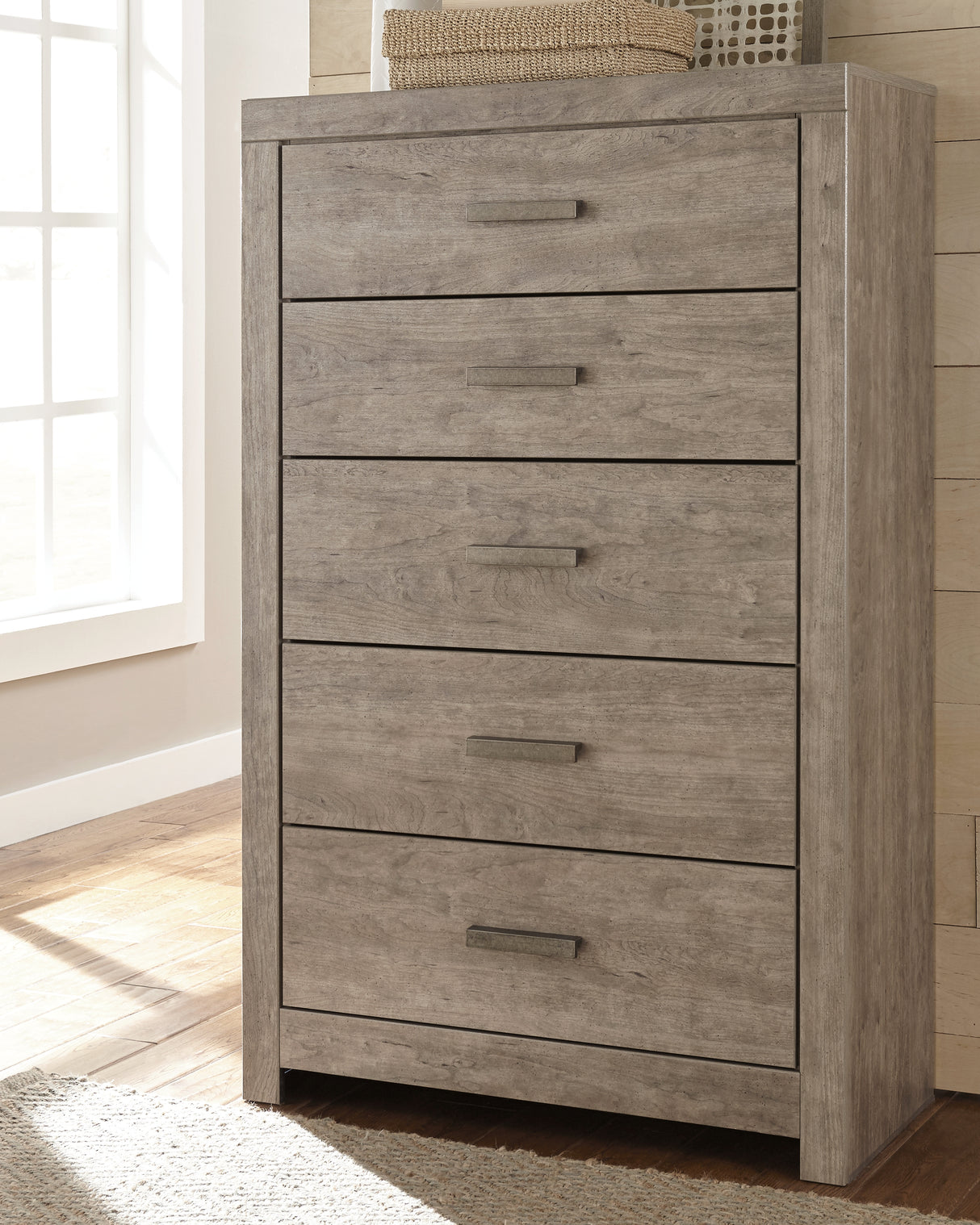 Nashville Furniture Outlets - Ashley Furniture - Culverbach Bedroom - Five Drawer Chest / Gray - B070-46
