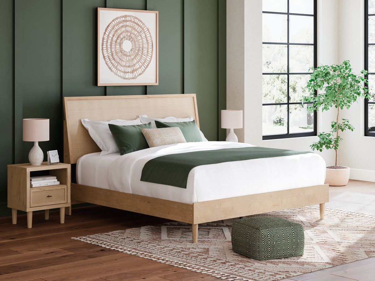 Nashville Furniture Outlets - Ashley Furniture - Cielden Bedroom - King Panel Bed / Two-tone - B1199B5