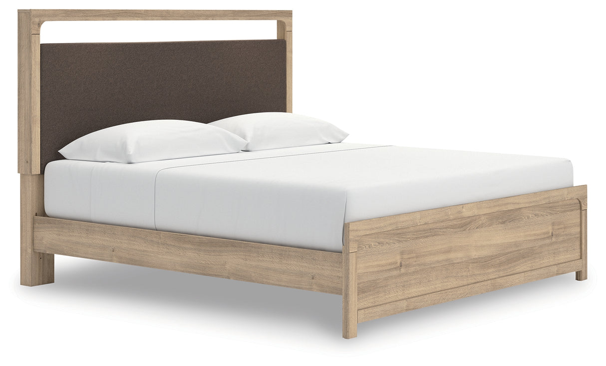 Nashville Furniture Outlets - Ashley Furniture - Kinlanni Bedroom - King Upholstered Platform Bed / Tan - PCB1360B16
