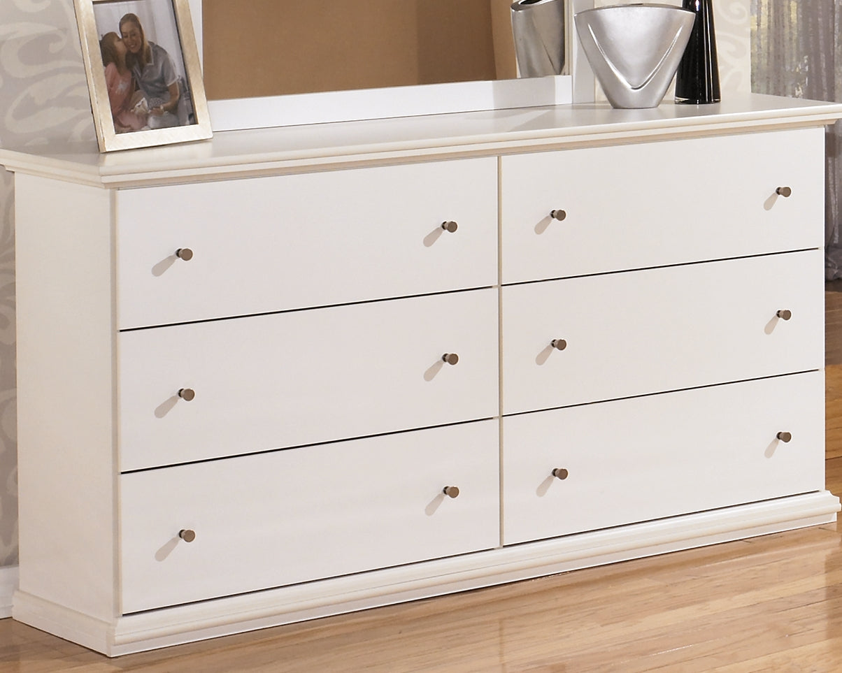 Nashville Furniture Outlets - Ashley Furniture - Bostwick Shoals Bedroom - Six Drawer Dresser / White - B139-31