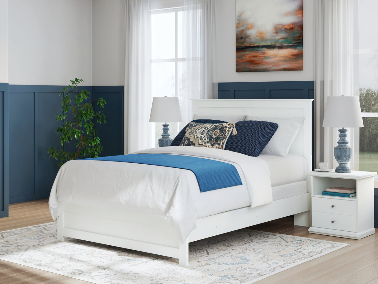 Nashville Furniture Outlets - Ashley Furniture - Bostwick Shoals Bedroom - Queen Panel Bed / White - B139B43