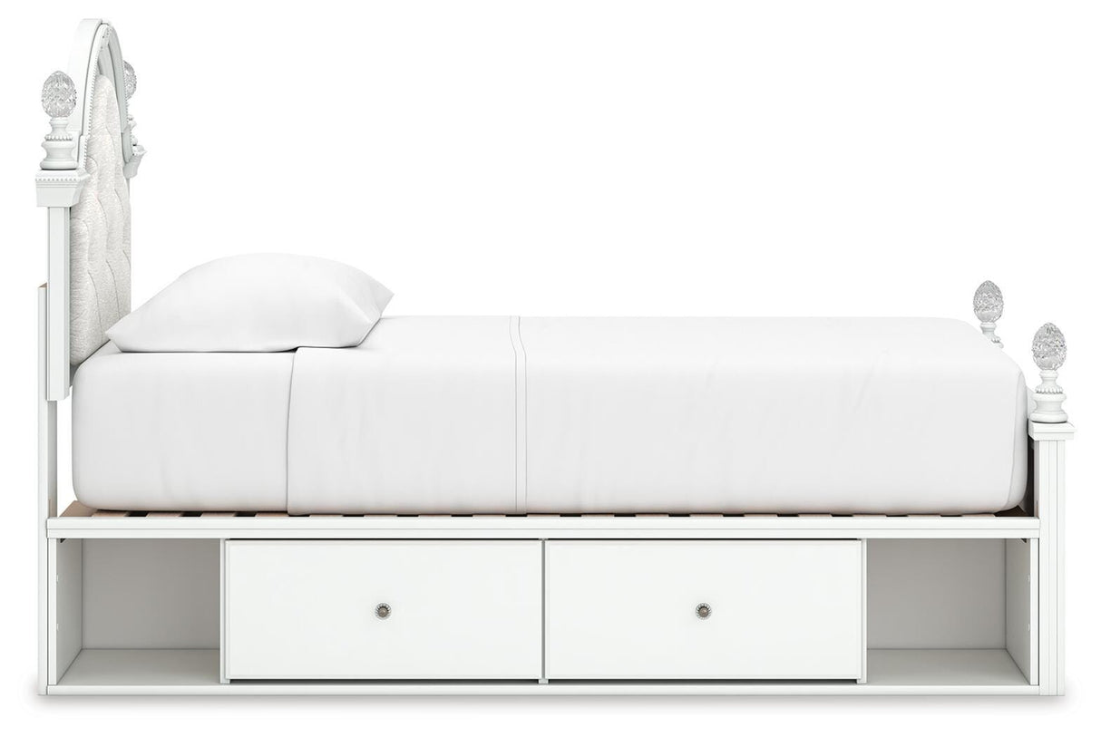 Kozlani Bedroom