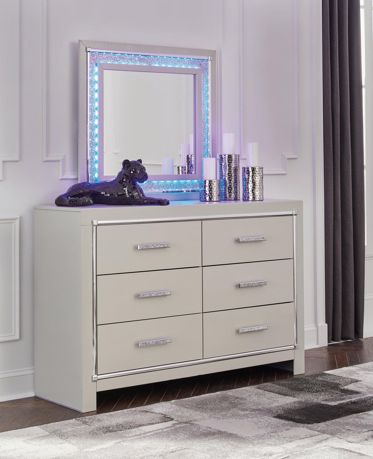Nashville Furniture Outlets - Ashley Furniture - Zyniden Bedroom - Dresser and Mirror / Silver - B2114B1