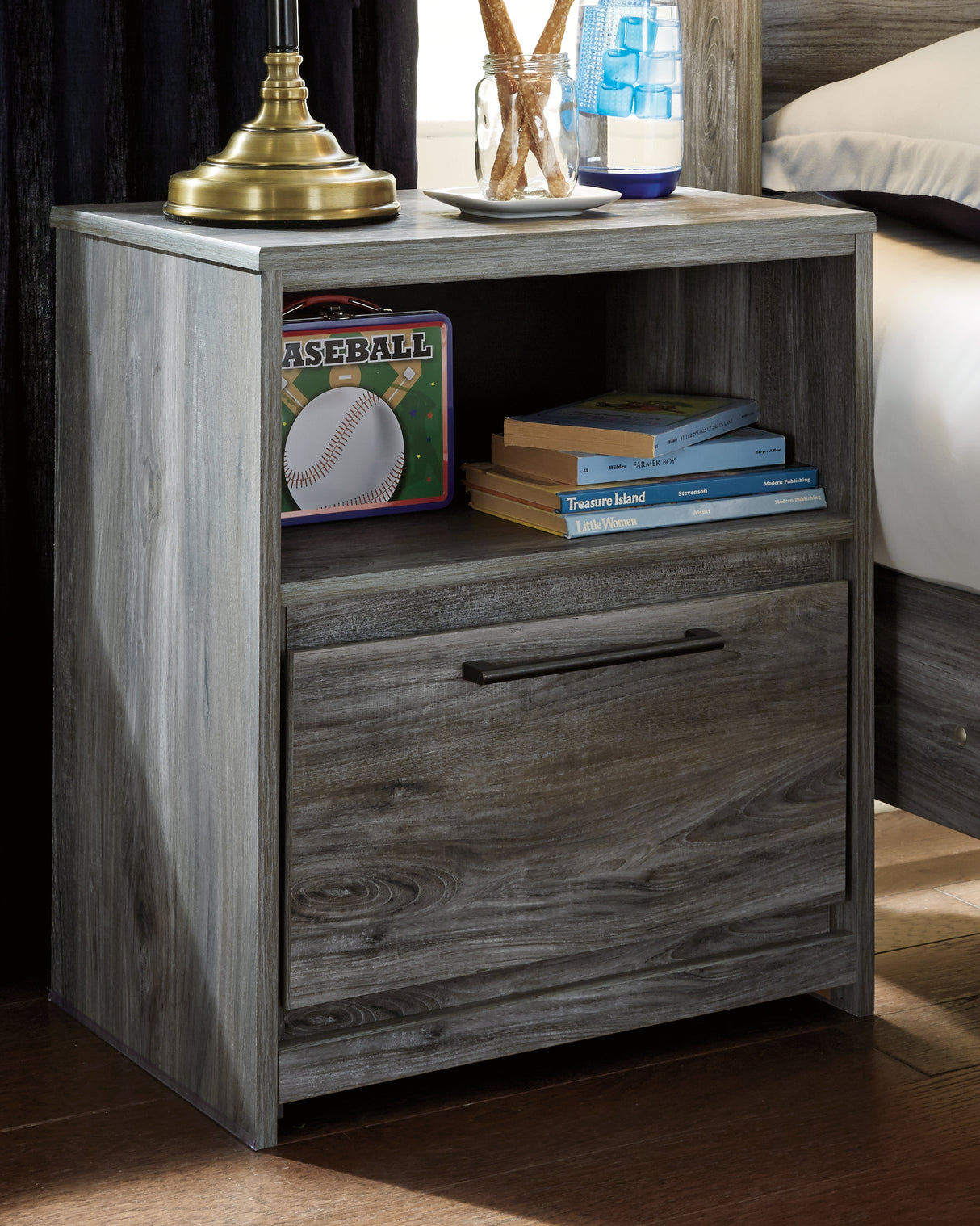 Nashville Furniture Outlets - Ashley Furniture - Baystorm Bedroom - One Drawer Night Stand / Gray - B221-91