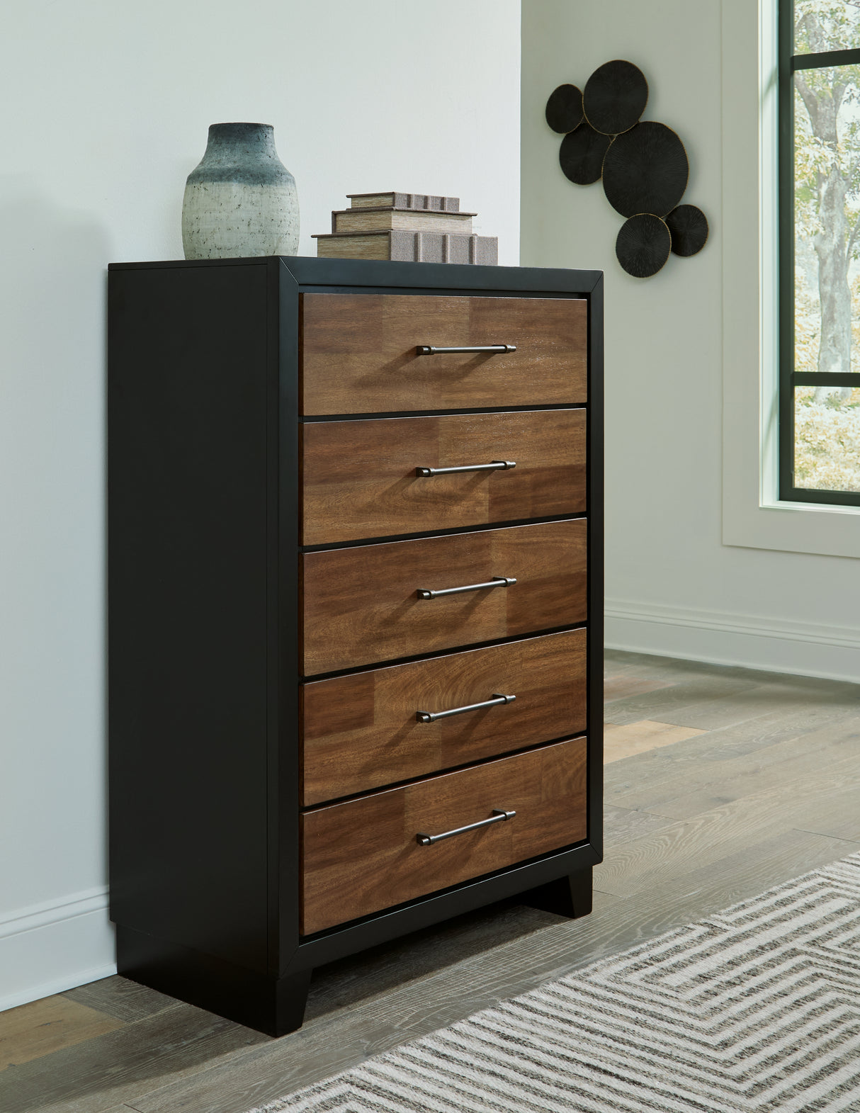 Nashville Furniture Outlets - Ashley Furniture - Kraeburn Bedroom - Five Drawer Chest / Brown/Black - B496-46