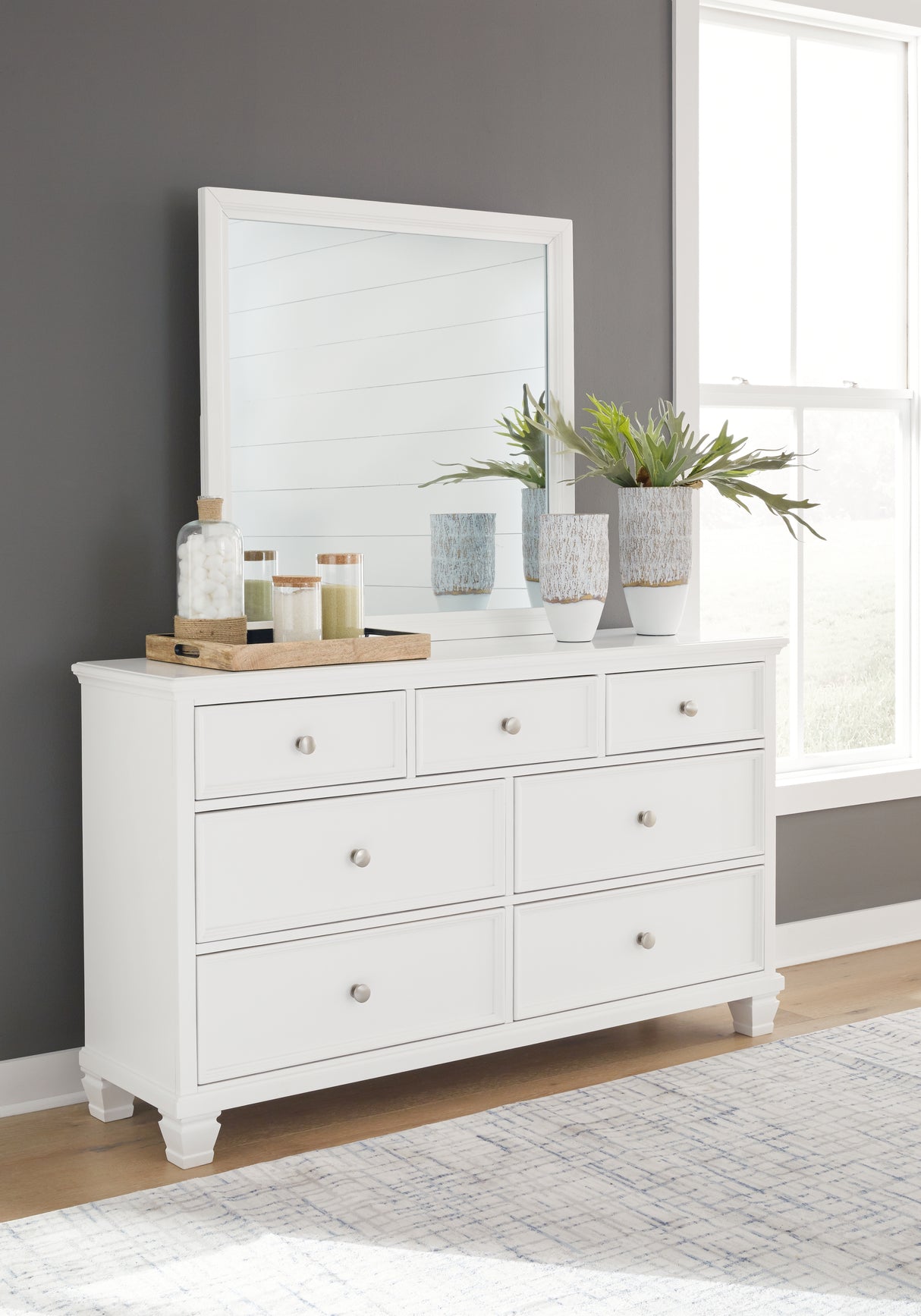 Nashville Furniture Outlets - Ashley Furniture - Fortman Bedroom - Dresser and Mirror / White - B680B1