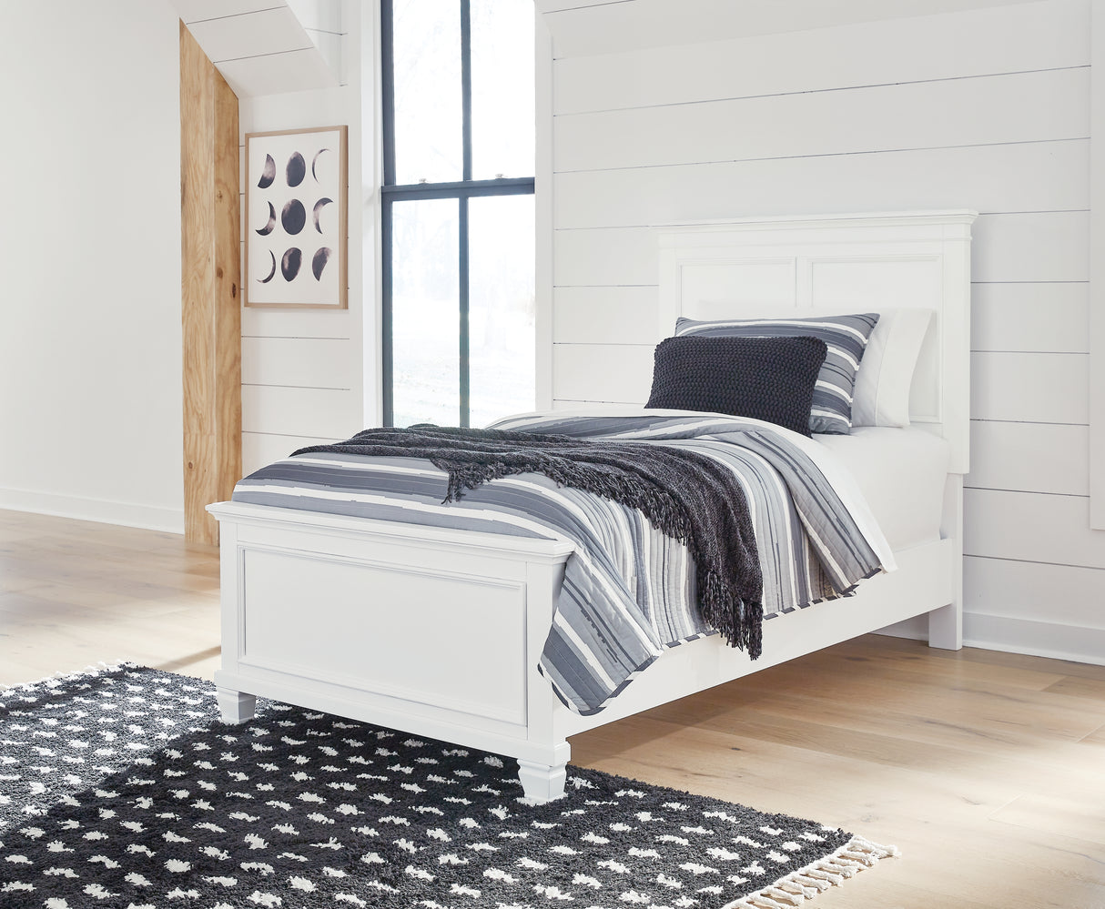 Nashville Furniture Outlets - Ashley Furniture - Fortman Bedroom - Twin Panel Bed / White - B680B6