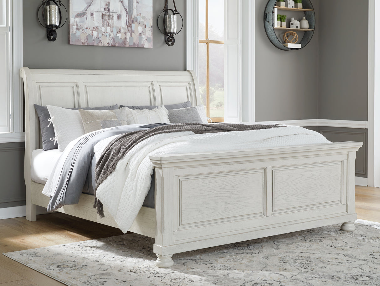 Nashville Furniture Outlets - Ashley Furniture - Robbinsdale Bedroom - Queen Sleigh Bed / Antique White - B742B23