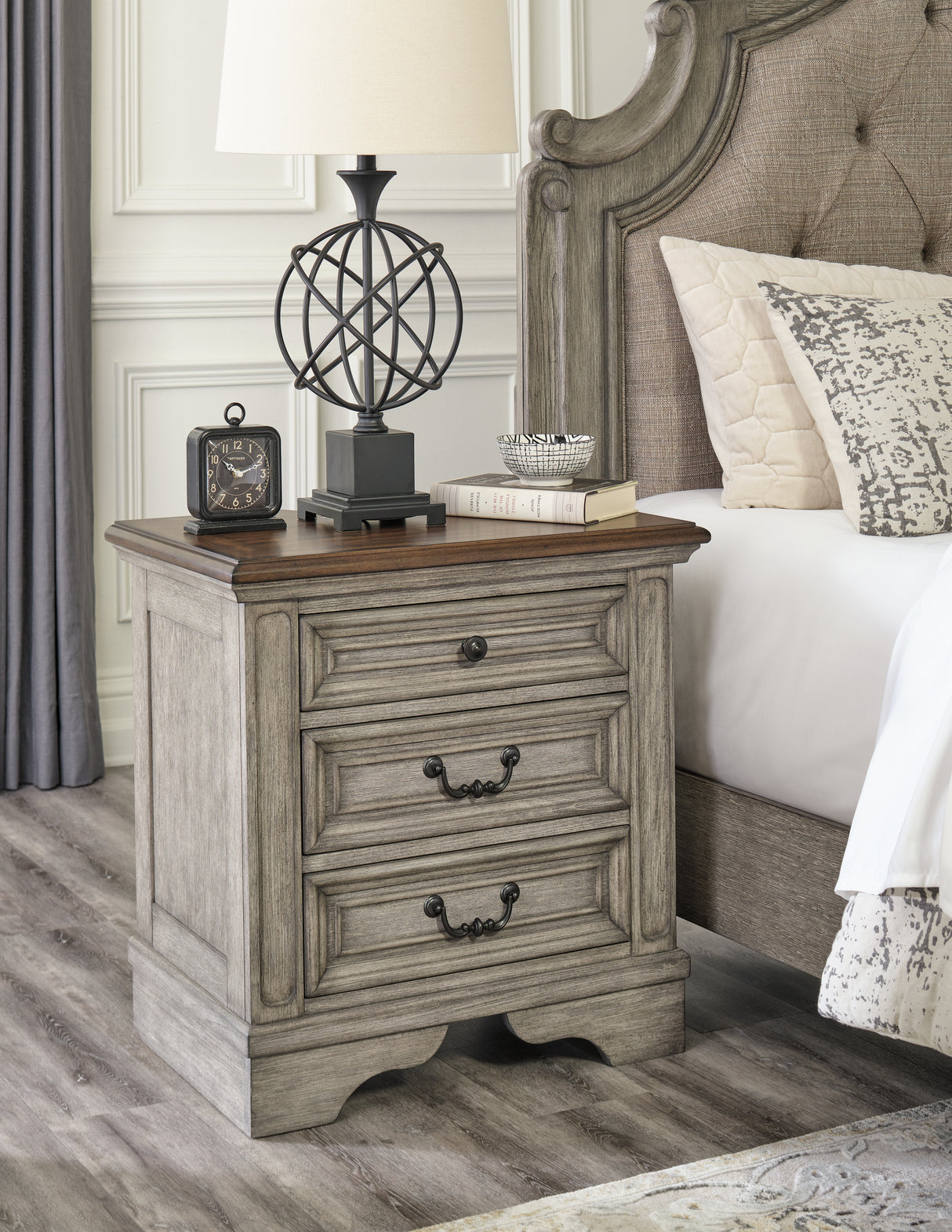 Nashville Furniture Outlets - Ashley Furniture - Lodenbay Bedroom - Three Drawer Night Stand / Antique Gray/Brown - B751-93