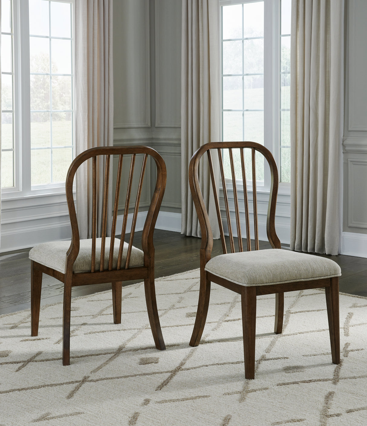 Nashville Furniture Outlets - Ashley Furniture - Sturlayne Dining Room - Dining Chair (Set of 2) / Brown - D787-01X2