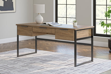 Nashville Furniture Outlets - Ashley Furniture - Montia Office Desk - Home Office Desk / Light Brown - H632-44