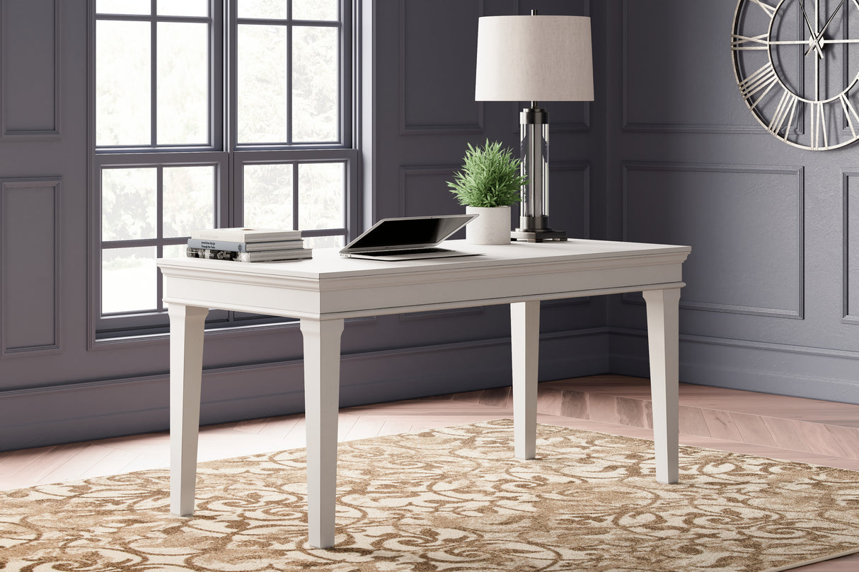 Nashville Furniture Outlets - Ashley Furniture - Kanwyn Office Desk - Home Office Desk / Whitewash - H777-44