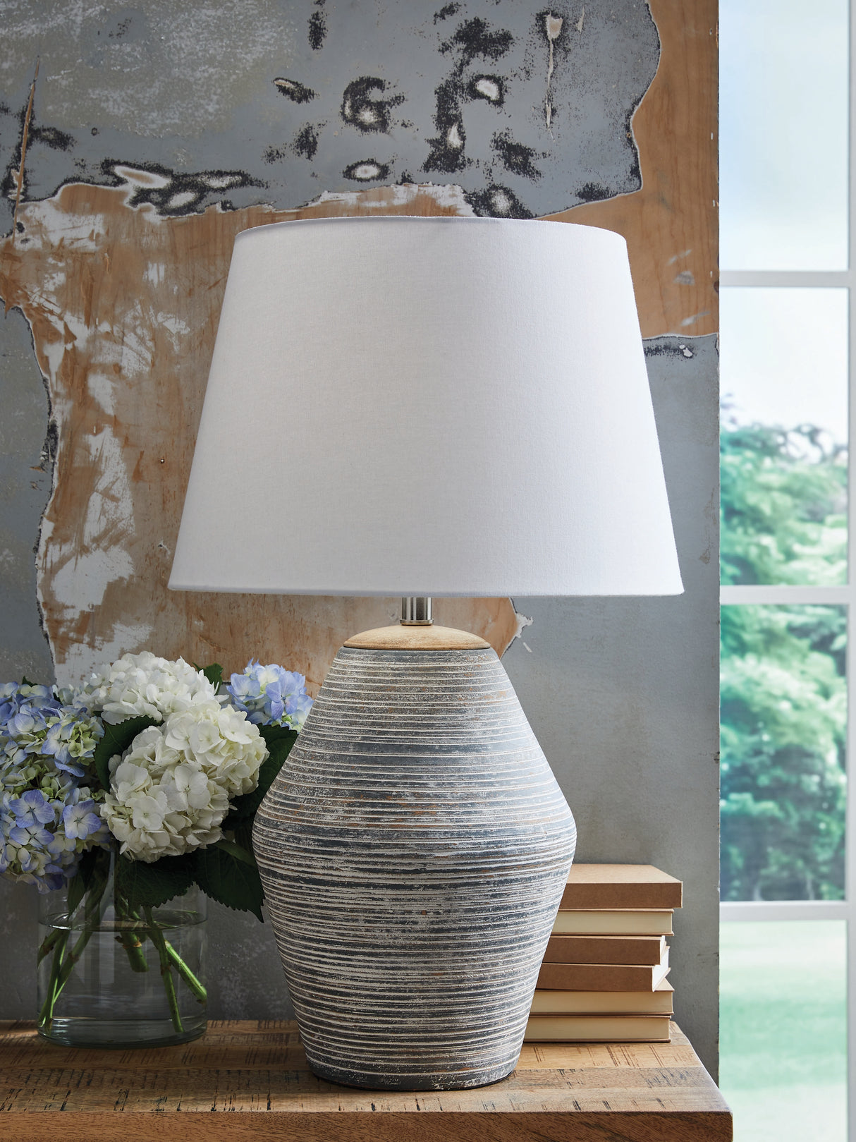 Nashville Furniture Outlets - Ashley Furniture - Lawrock Lighting - Terracotta Table Lamp (1/CN) / Antique Blue - L100834