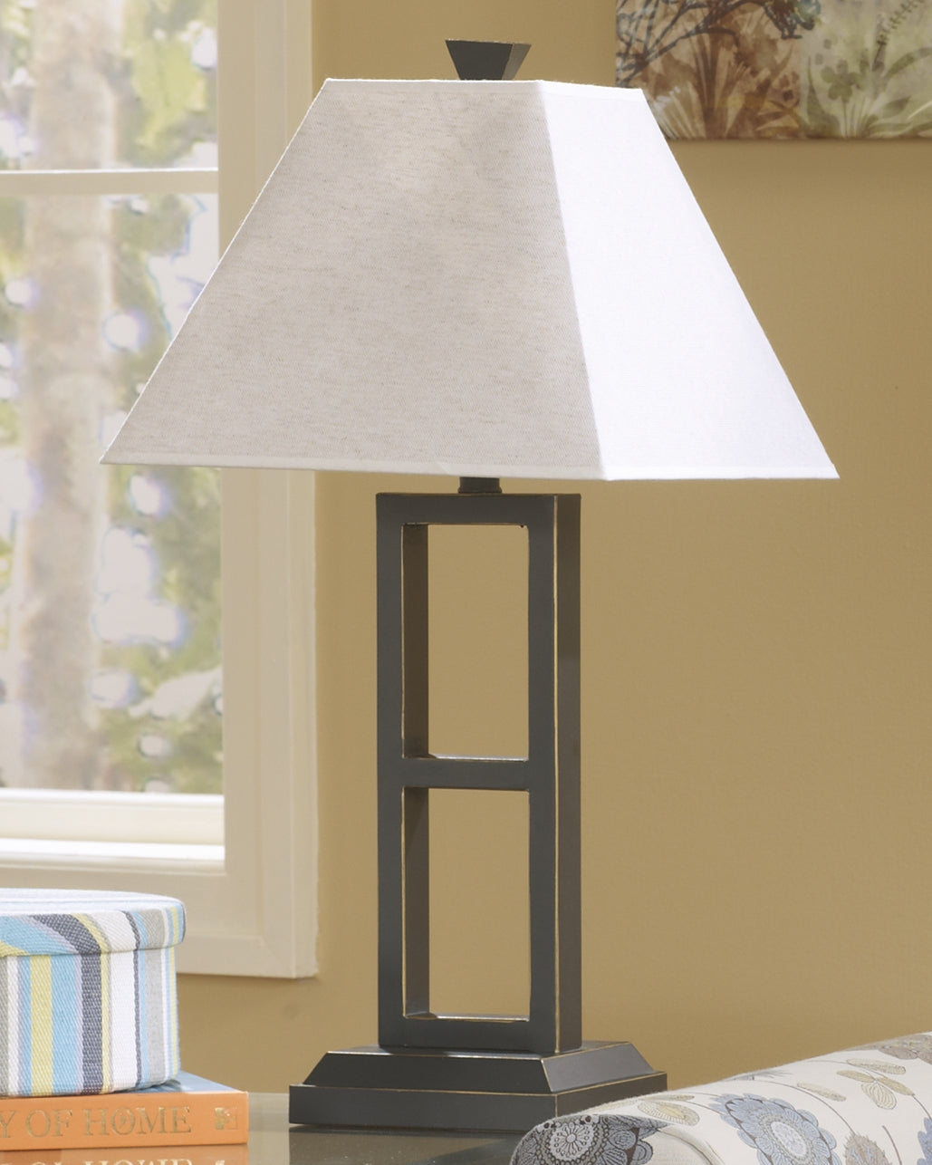 Nashville Furniture Outlets - Ashley Furniture - Deidra Lighting - Metal Table Lamp (Set of 2) / Black - L318924