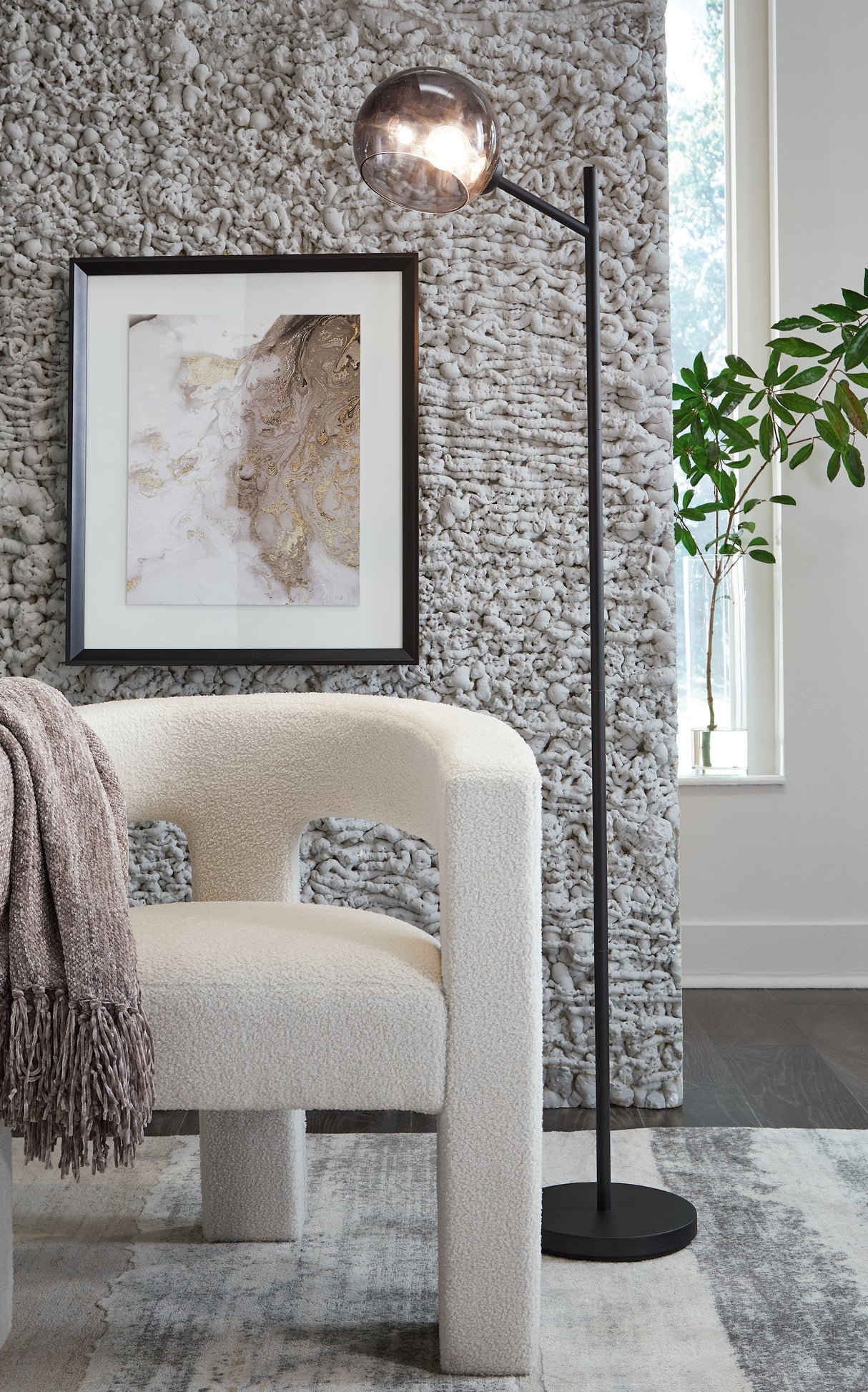 Nashville Furniture Outlets - Ashley Furniture - Abanson Lighting - Metal Floor Lamp (1/CN) / Black - L734381