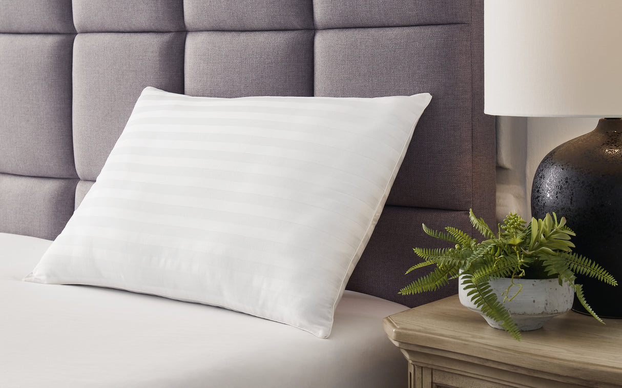 Nashville Furniture Outlets - Ashley Furniture - Zephyr 2.0 Pillows - Huggable Comfort Pillow (4/CS) / White - M52111