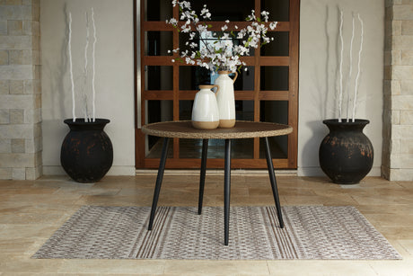 Nashville Furniture Outlets - Ashley Furniture - Amaris Outdoor - Round Dining Table / Brown/Black - P369-615