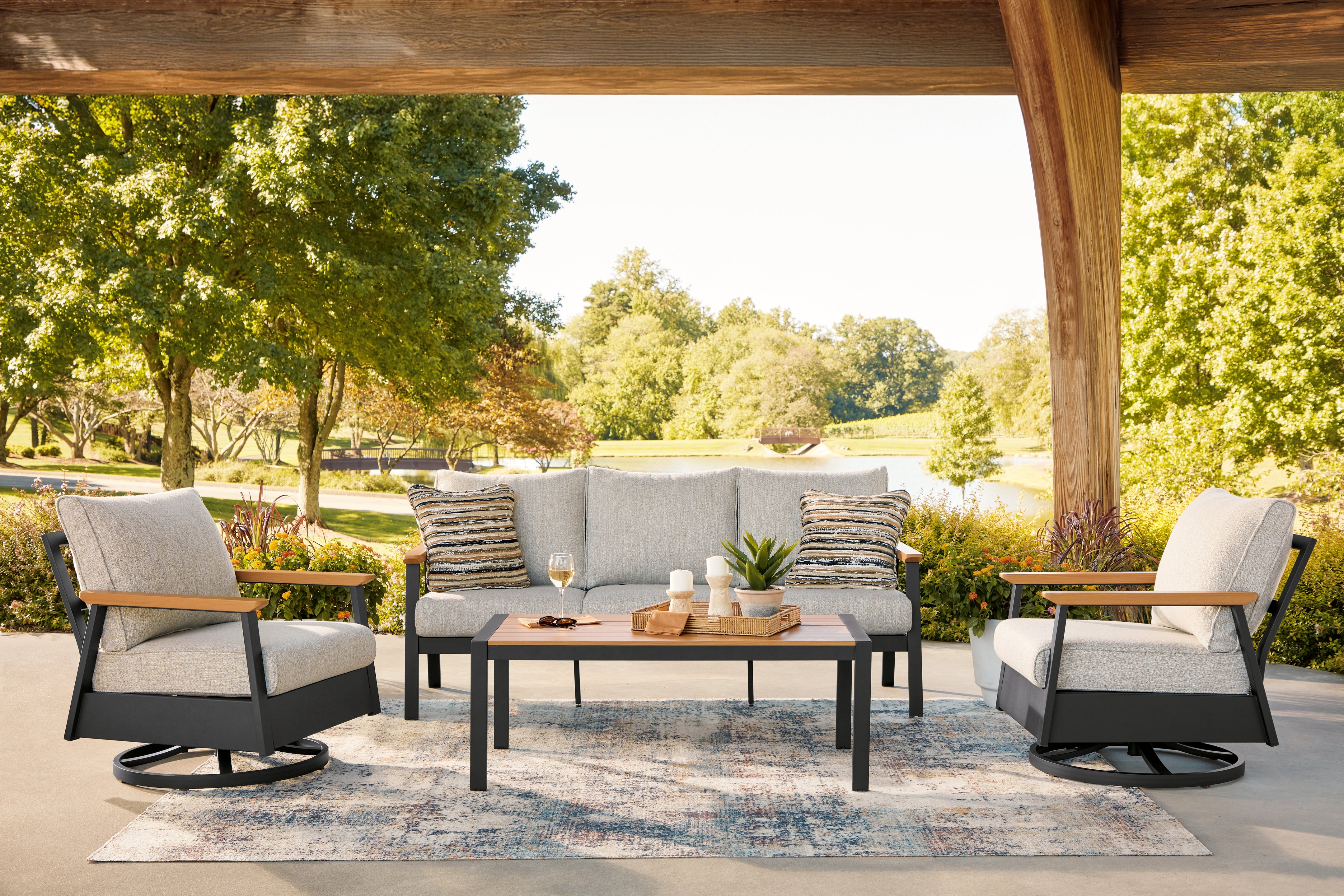 美品JOSEPH CHEANEY&SONSパテントプレーントゥLORA黒3.5 Nashville Furniture Outlets - Ashley Furniture - Carmel Highlands