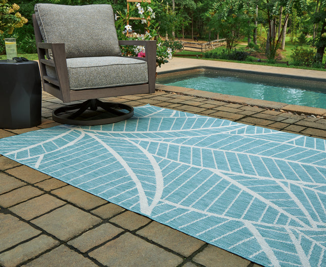 Nashville Furniture Outlets - Ashley Furniture - Hulsia Rug - 5' x 7' Rug / Ivory/Aqua - R900122