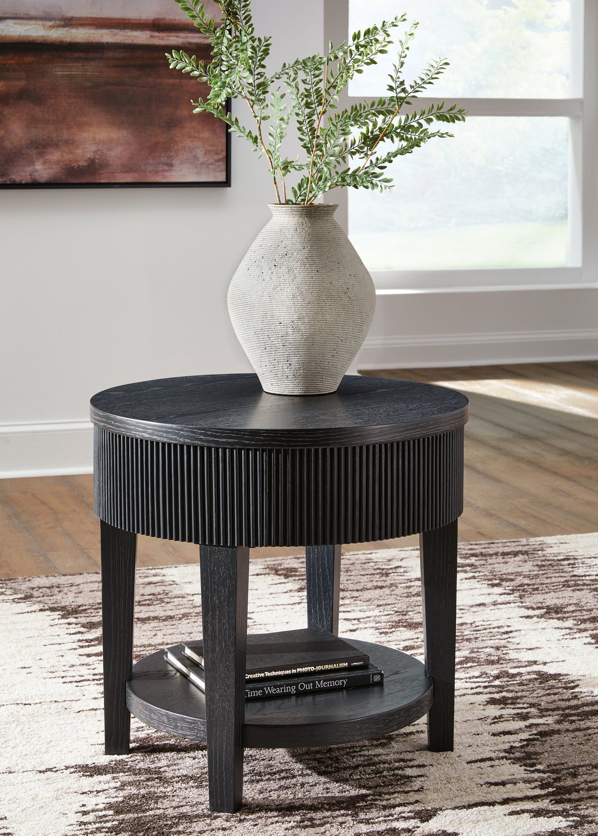 Nashville Furniture Outlets - Ashley Furniture - Marstream End Table - Round End Table / Black - T551-6