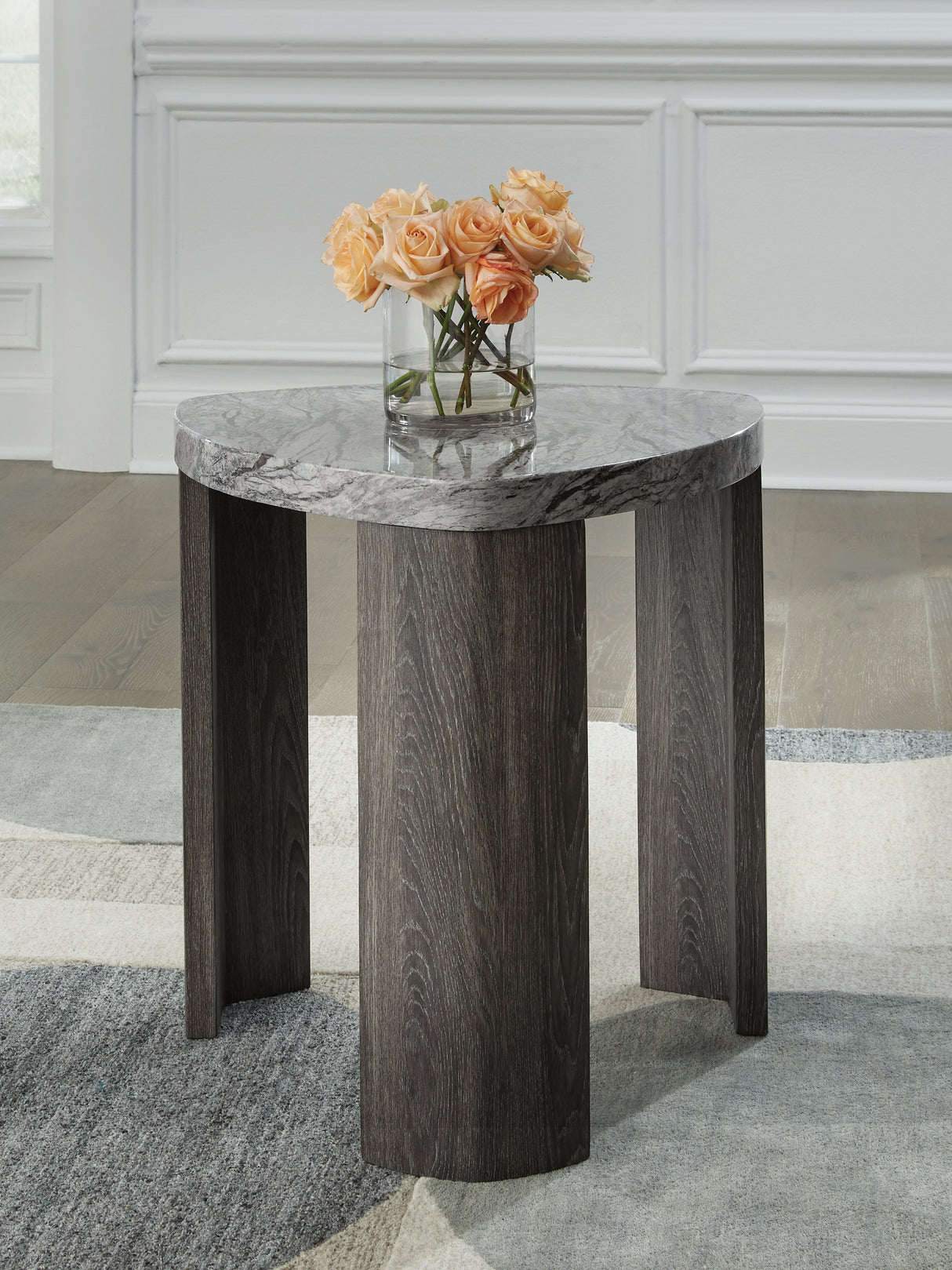 Nashville Furniture Outlets - Ashley Furniture - Surmour End Table - Triangle End Table / Gray/Brown - T600-6