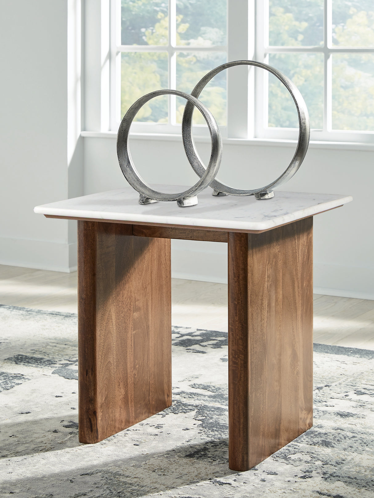 Nashville Furniture Outlets - Ashley Furniture - Isanti End Table - Square End Table / Light Brown/White - T662-3