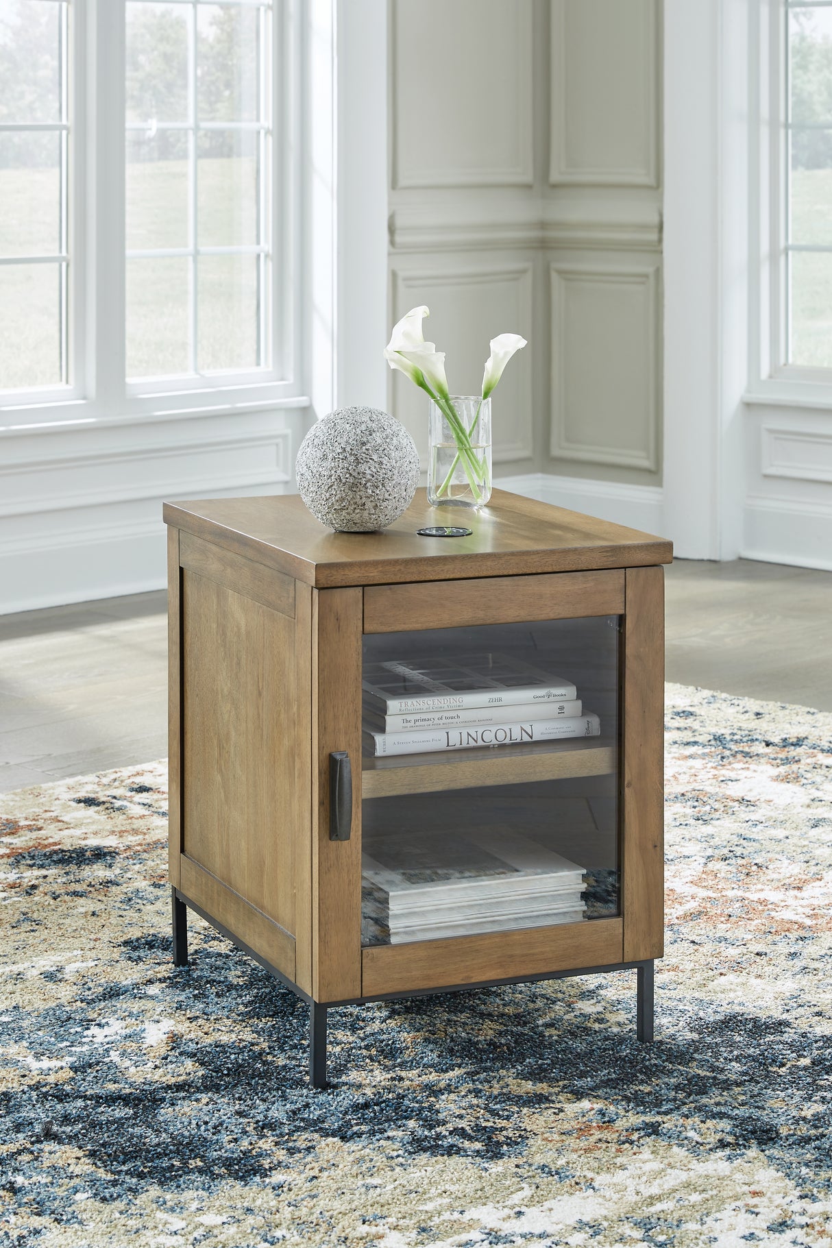 Nashville Furniture Outlets - Ashley Furniture - Torlanta Chairside End Table - Chair Side End Table / Brown - T686-7