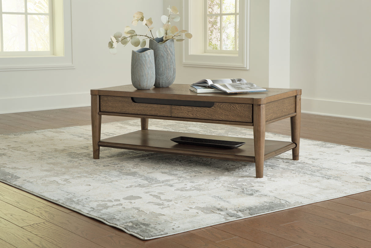 Nashville Furniture Outlets - Ashley Furniture - Roanhowe Coffee Table - Rectangular Cocktail Table / Brown - T769-1