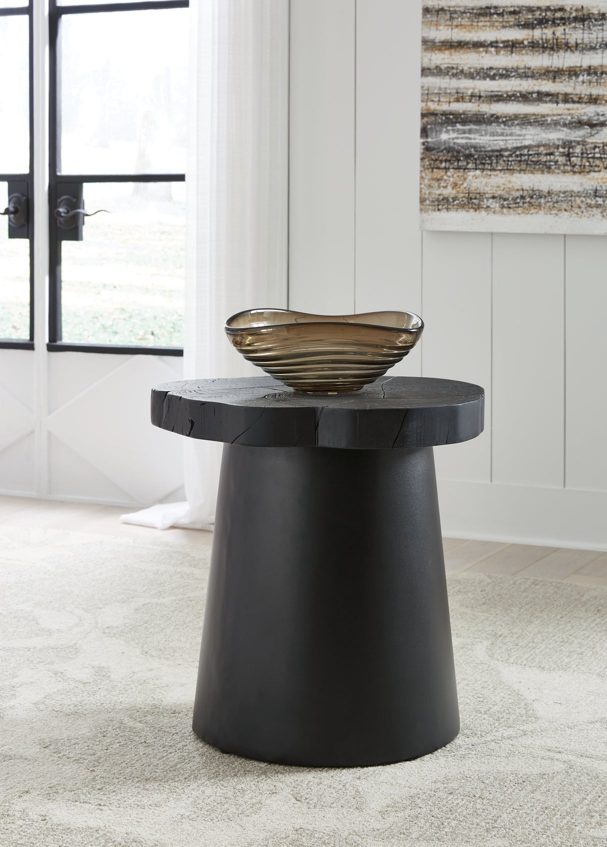 Nashville Furniture Outlets - Ashley Furniture - Wimbell End Table - Round End Table / Black - T970-6
