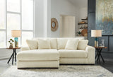 Lindyn Sectional