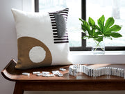 Nashville Furniture Outlets - Ashley Furniture - Longsum Pillows - Pillow / Black/White/Honey - A1000927P