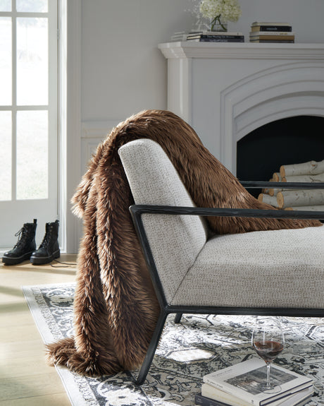 Nashville Furniture Outlets - Ashley Furniture - Bellethrone Throw (Set of 3) - Throw (3/CS) / Brown - A1000987
