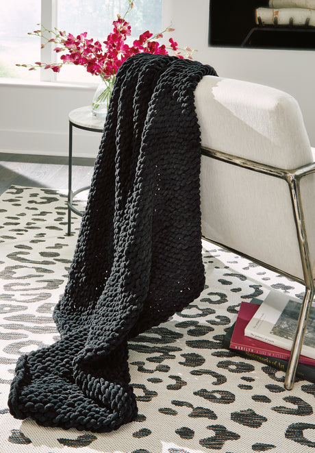 Nashville Furniture Outlets - Ashley Furniture - Chaddon Throw (Set of 3) - Throw (3/CS) / Black - A1001061