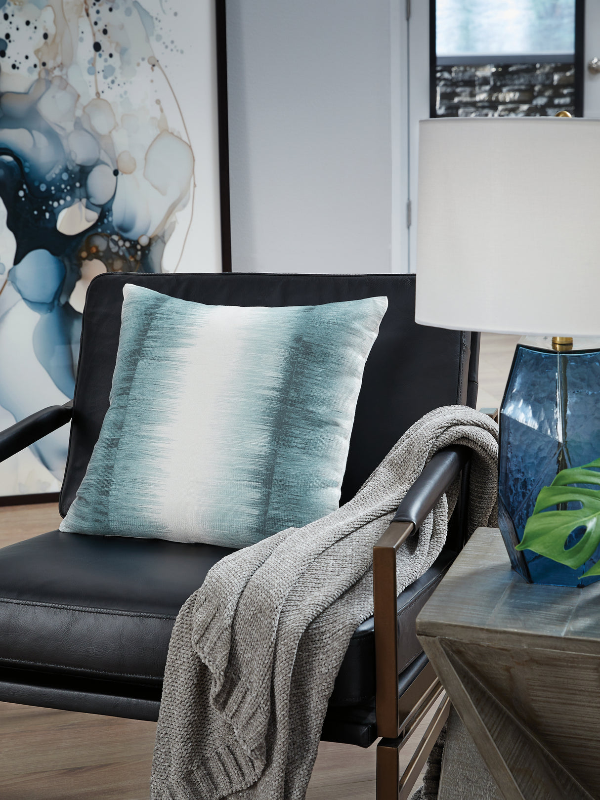 Nashville Furniture Outlets - Ashley Furniture - Elonwich Pillows - Pillow / Teal/White - A1001106P