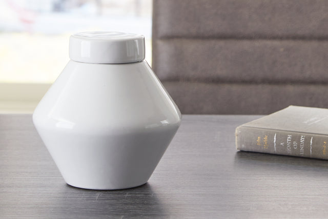 Nashville Furniture Outlets - Ashley Furniture - Domina Jar - Jar / White - A2000484J