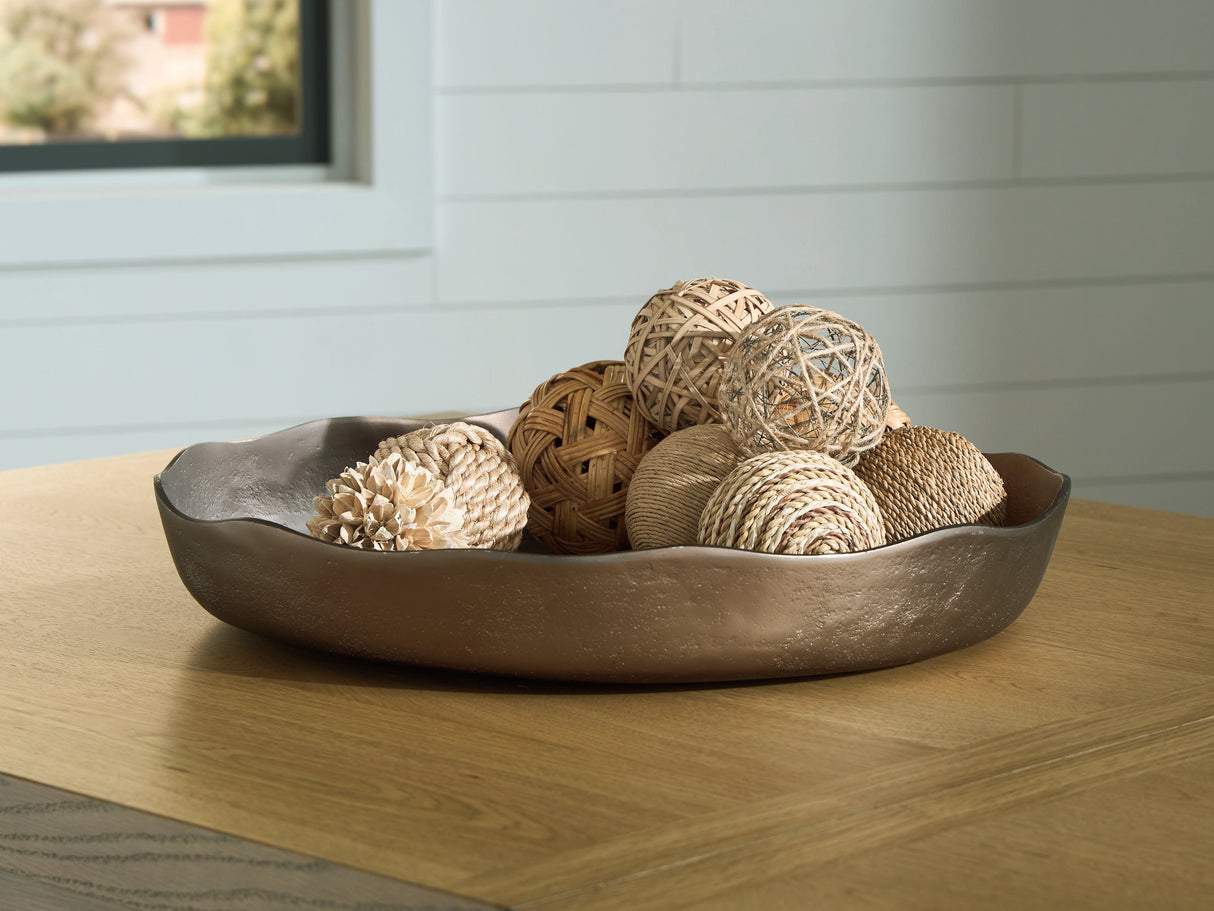 Nashville Furniture Outlets - Ashley Furniture - Wallmen Tray - Tray / Champagne Gold Finish - A2000817