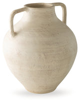 Justy Vase